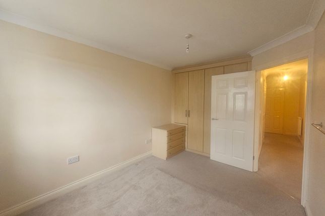 23, Paignton photo 4