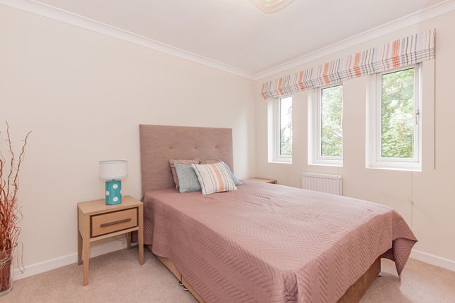 Flat 7, Apsley Court, 318, Woodstock Road, Oxford photo 4
