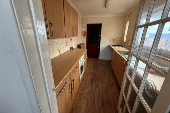 18, Telford Lane, Corby photo 4