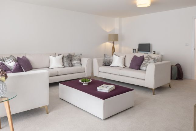 82, Tawny Owl Way, Hambrook, Po18 8Re photo 4