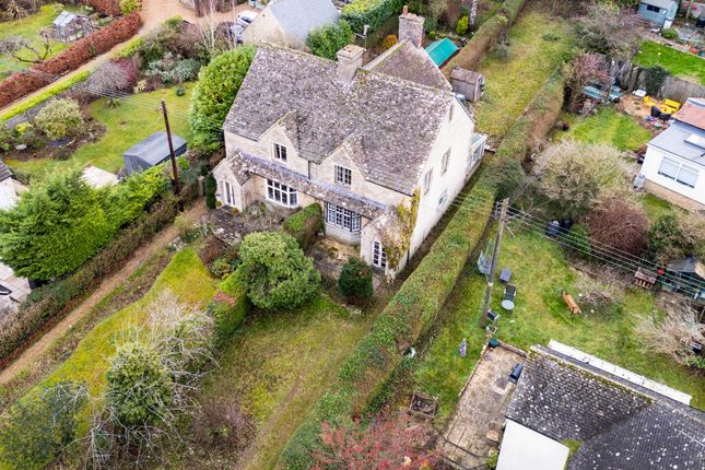 Thumbnail Semi-detached house for sale in Evesham Road, Stow On The Wold