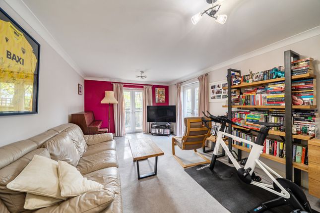 Flat 7, 30, Brasenose Driftway, Oxfordshire photo 2
