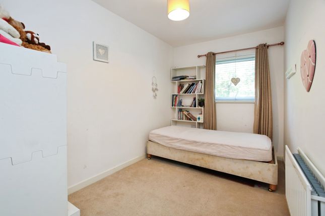 Flat 6, Blue Bell Court,, Sovereign Way, Kent photo 4