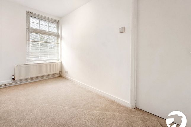 Flat 3, 34, London Road, Kent photo 3