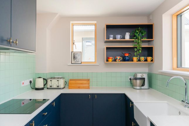 Seililretaw421 - Kitchen B.Jpg