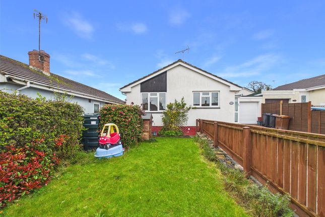 27, Highfield, Crediton photo 2