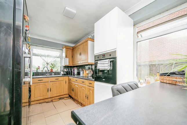 End terrace house for sale in Goring Road, Colchester