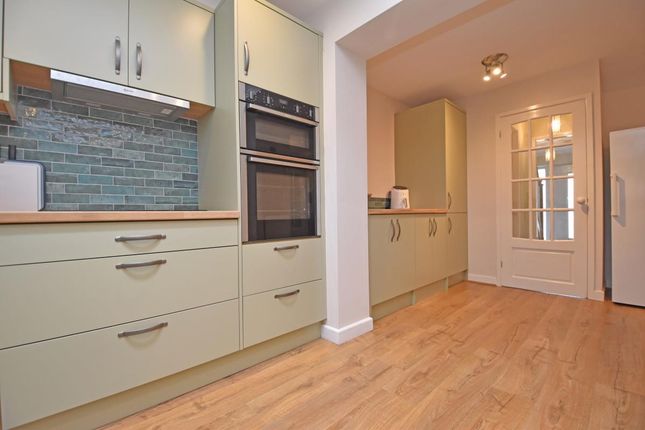 3, Blenheim Drive, Cullompton photo 4