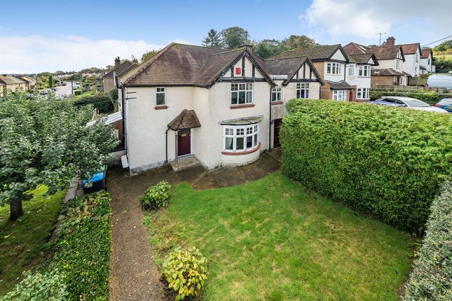 Thumbnail Detached house for sale in Darrs Lane, Northchurch, Berkhamsted
