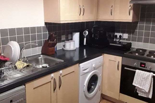 2 bed flat for sale in Rosemary Drive, Banbury OX16