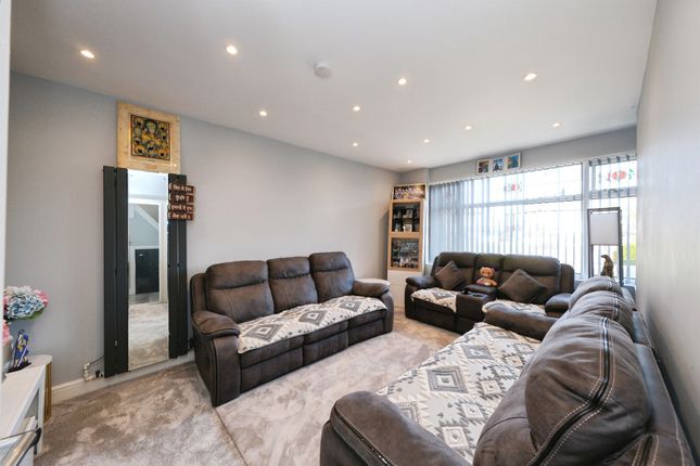 11, Swanbourne Place, Sheffield photo 3