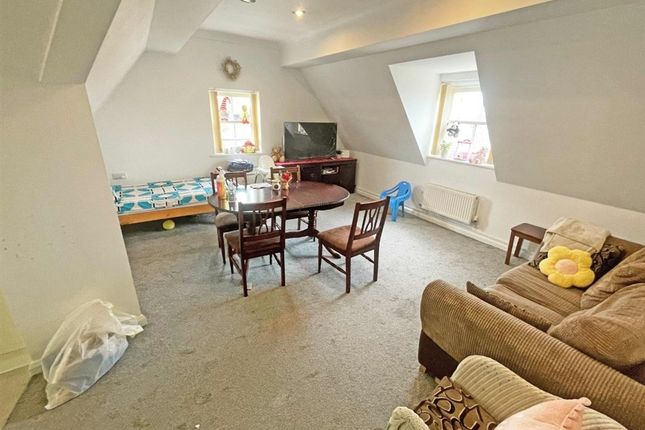 Flat 12, Woolsey House, Pump Square, BOSTON photo 3