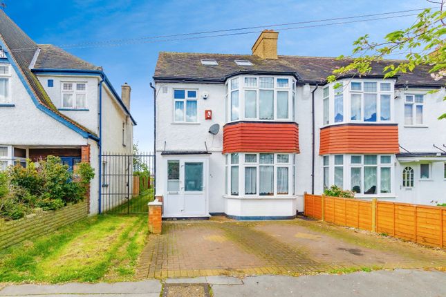 End terrace house for sale in Darcy Road, London
