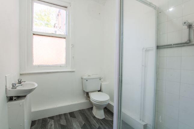 10, Bromwich Street, Bolton photo 2