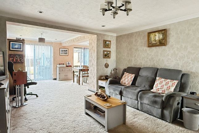 2, Middlecroft, Millend Lane, Stonehouse photo 2