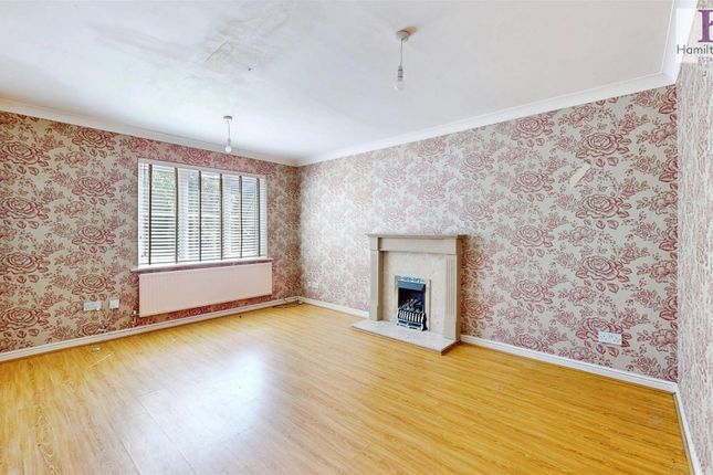 1, Petrel Close, Bradford photo 2
