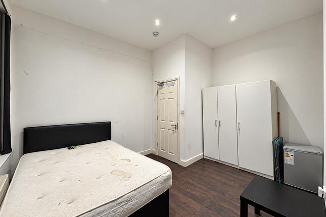 Flat 2, 6, Severn Street, Leicester photo 2