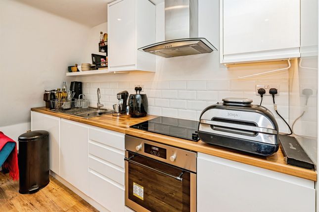 Flat 31, Wentworth House, Oxford Road, Aylesbury photo 2