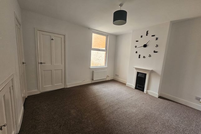 38, Belle Vue Road, Ipswich photo 3