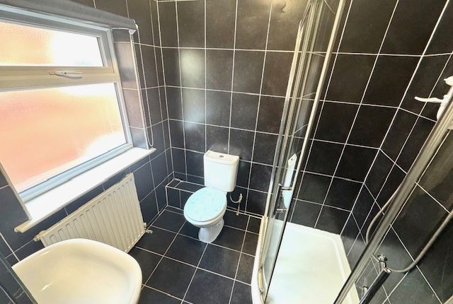 22, Nottingham photo 4