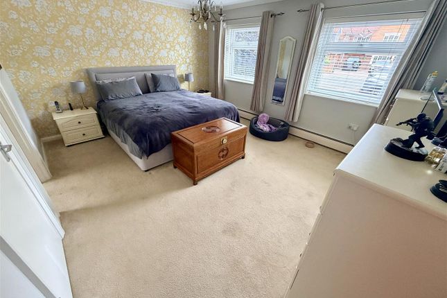 16, Bradgate Road, Hinckley photo 4