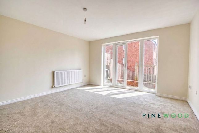 98 East Street, Chesterfield photo 4
