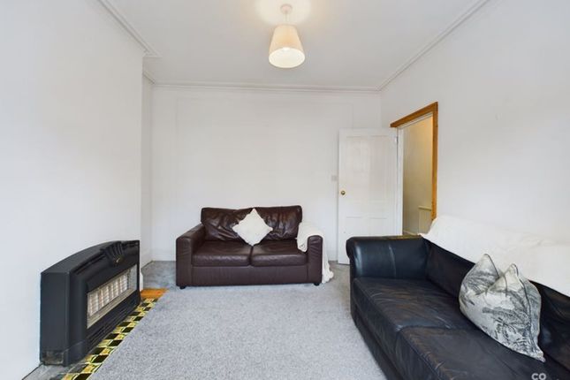 52 Loder Road (3 bed), Brighton photo 4