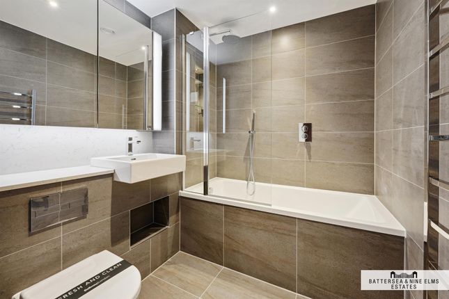 3 Lanchester Way, London photo 4