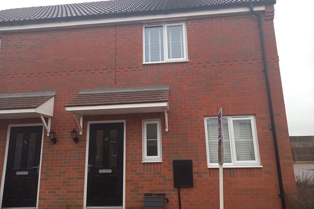 Thumbnail Semi-detached house to rent in Snow Close, Holdingham, Sleaford
