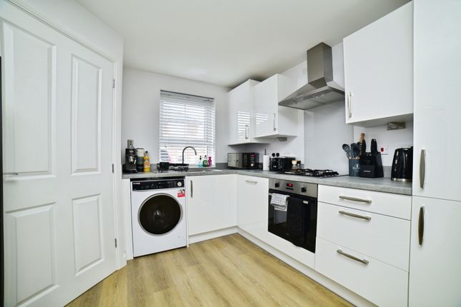 21, Cedar Drive, Beverley photo 2