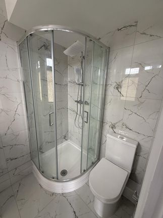 Malvern Avenue, South Harrow photo 3