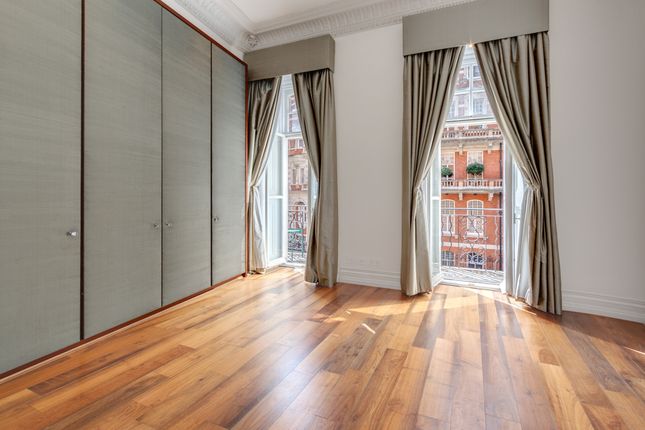 Albert Hall Mansions, London photo 4