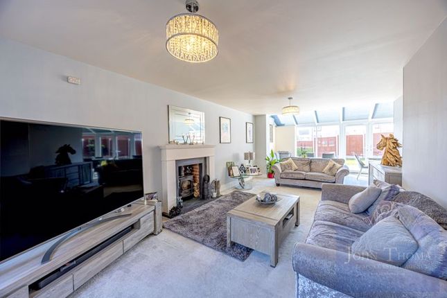 2, Aster Road, Chigwell photo 4