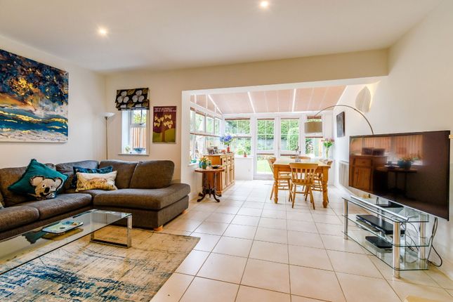 5, Vantage Mews, Northwood photo 3