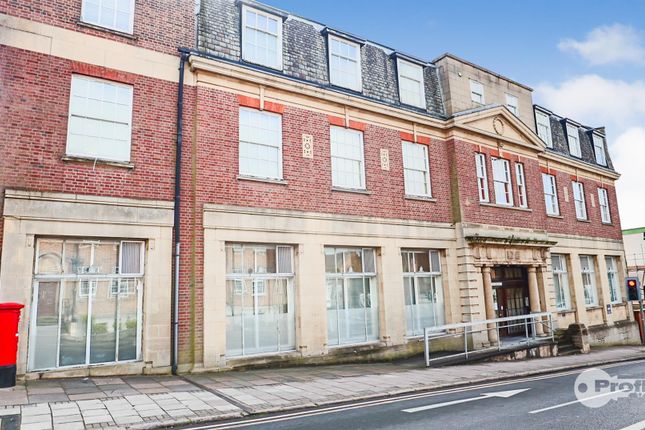 2-bed flat on Flat 18, 27, Upper Bond Street, Hinckley, £100,000