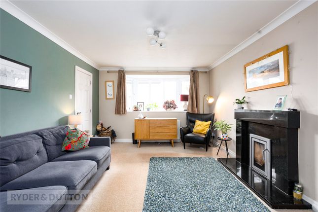 11, Winnats Close, Derbyshire photo 4