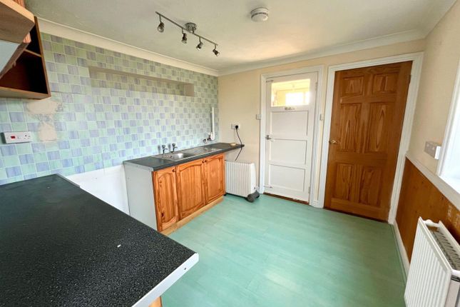 101, Barnham Broom Road, Wymondham photo 4