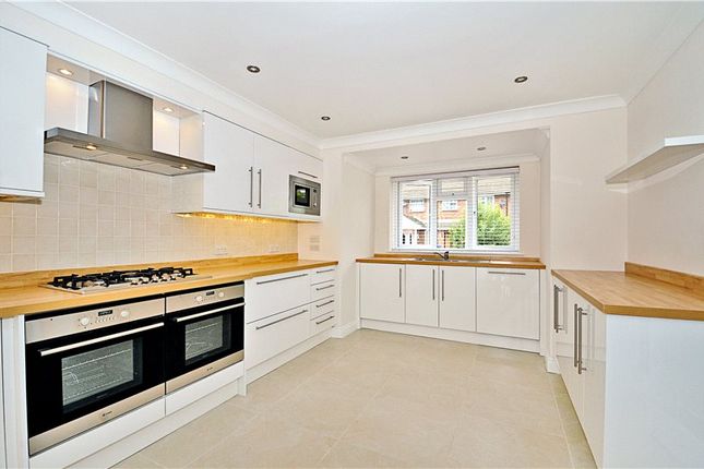 14, Stephenson Drive, Berkshire photo 3