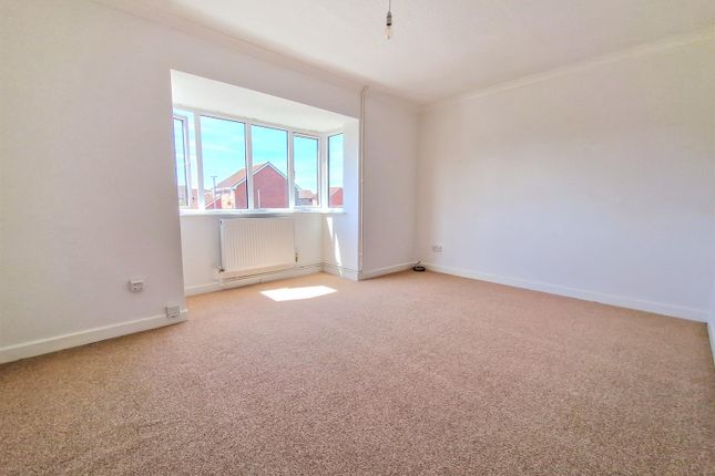 5 Jacey Court, 198 Hillgrounds Road, Beds photo 2