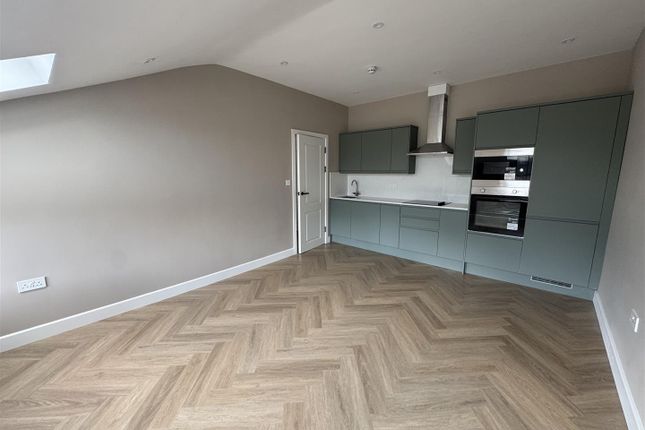 Flat 2 - Finchley High Road