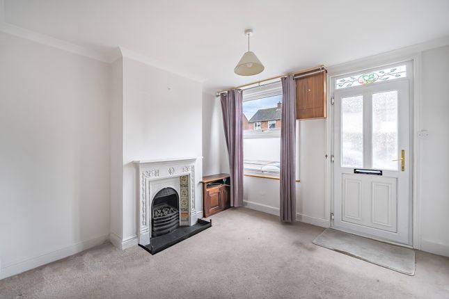 87, Chinnor Road, Oxfordshire, United Kingdom photo 4