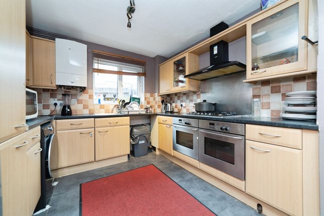 Brighton Way, Stevenage photo 2