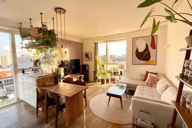 Living Room / Kitchen