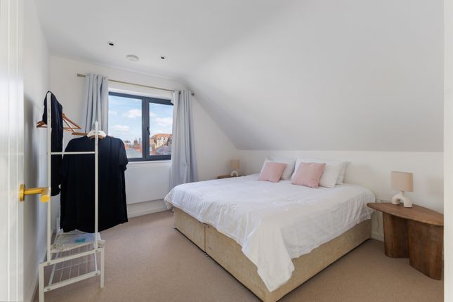 2nd Floor Bed