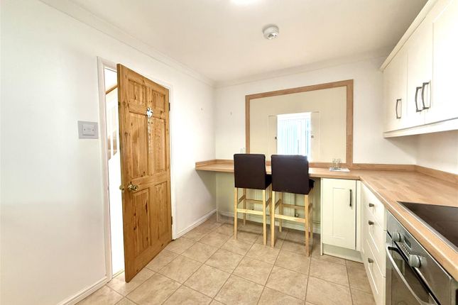 36, Glan Yr Afon Court, Swansea photo 3