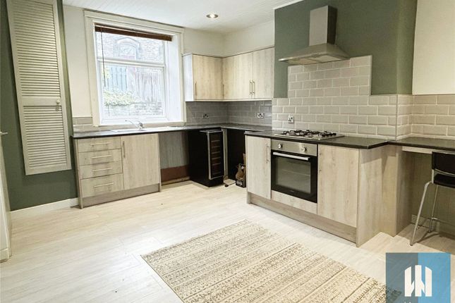 119, Longwood Gate, Huddersfield photo 2