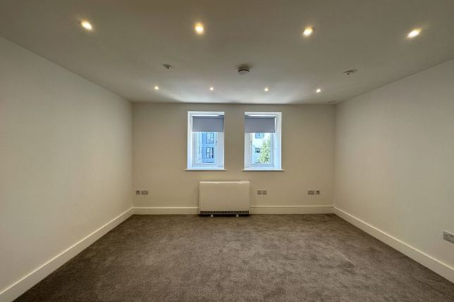Flat 13 Orion House, Chapel Street, Luton photo 3