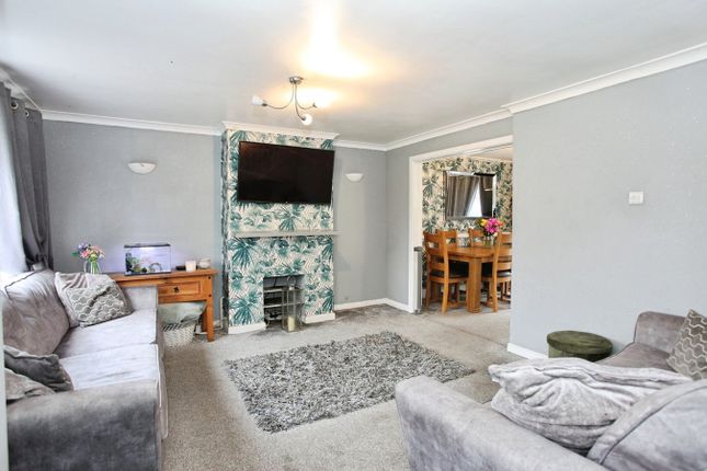 367, Pilton Vale, Newport photo 2