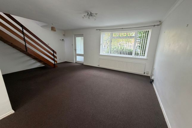 9, Thistledon Avenue, Newcastle upon Tyne photo 4