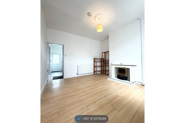 Cromwell St, Stockport photo 3
